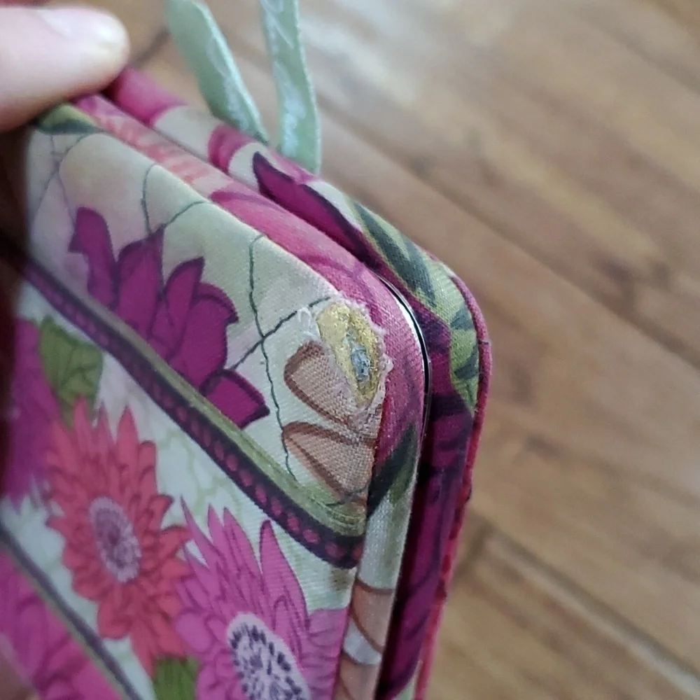 Vera Bradley clasp rectangle wallet